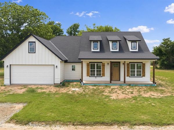 114 Garrett Drive, Wynnewood, OK 73098