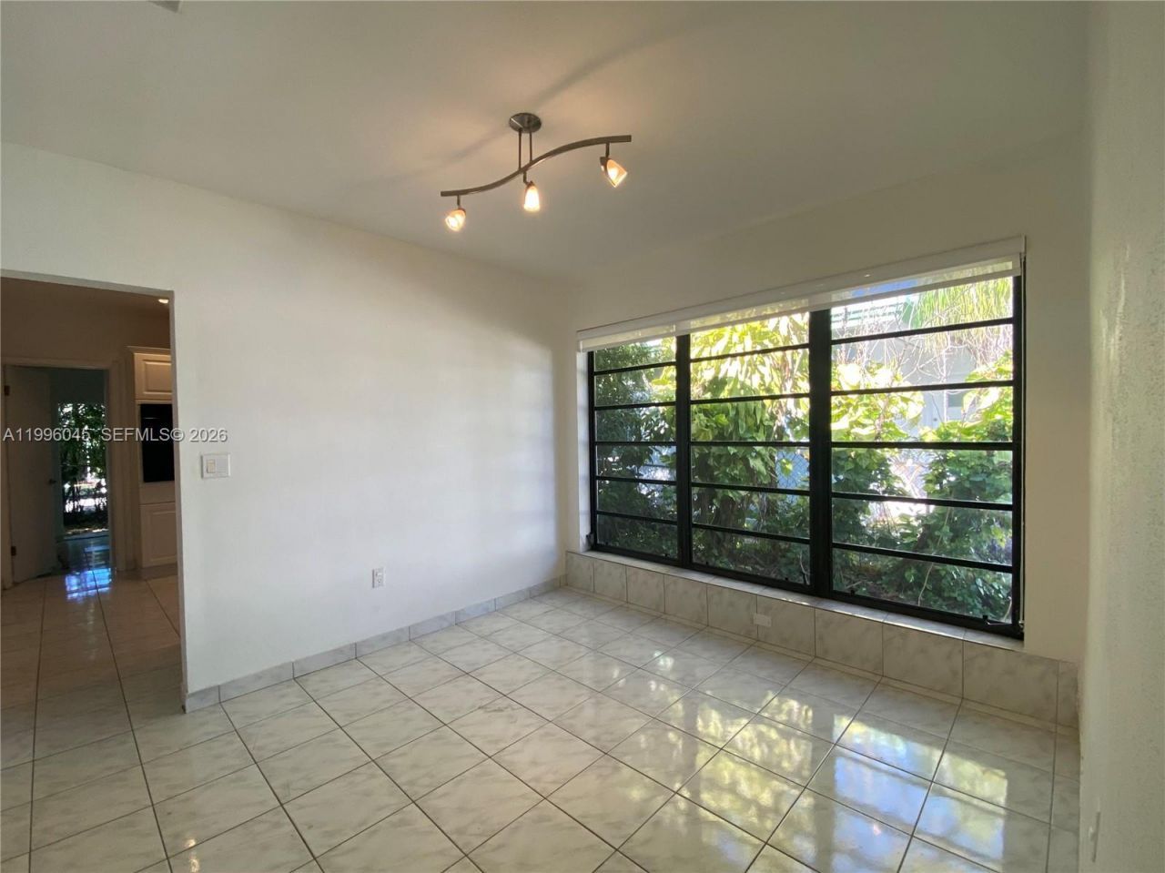 1101 Bay Dr, Miami Beach, FL 33141 Photo