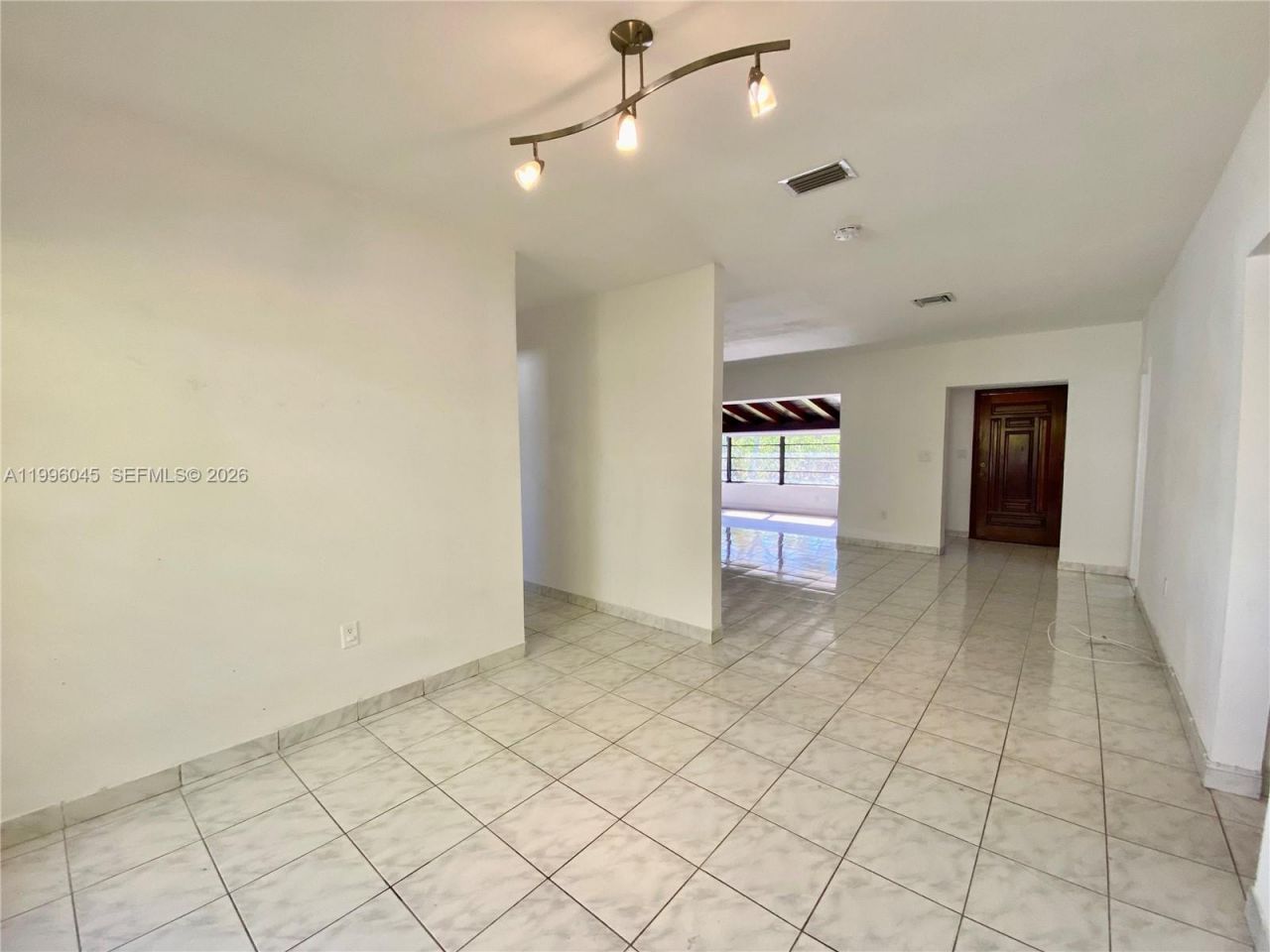 1101 Bay Dr, Miami Beach, FL 33141 Photo