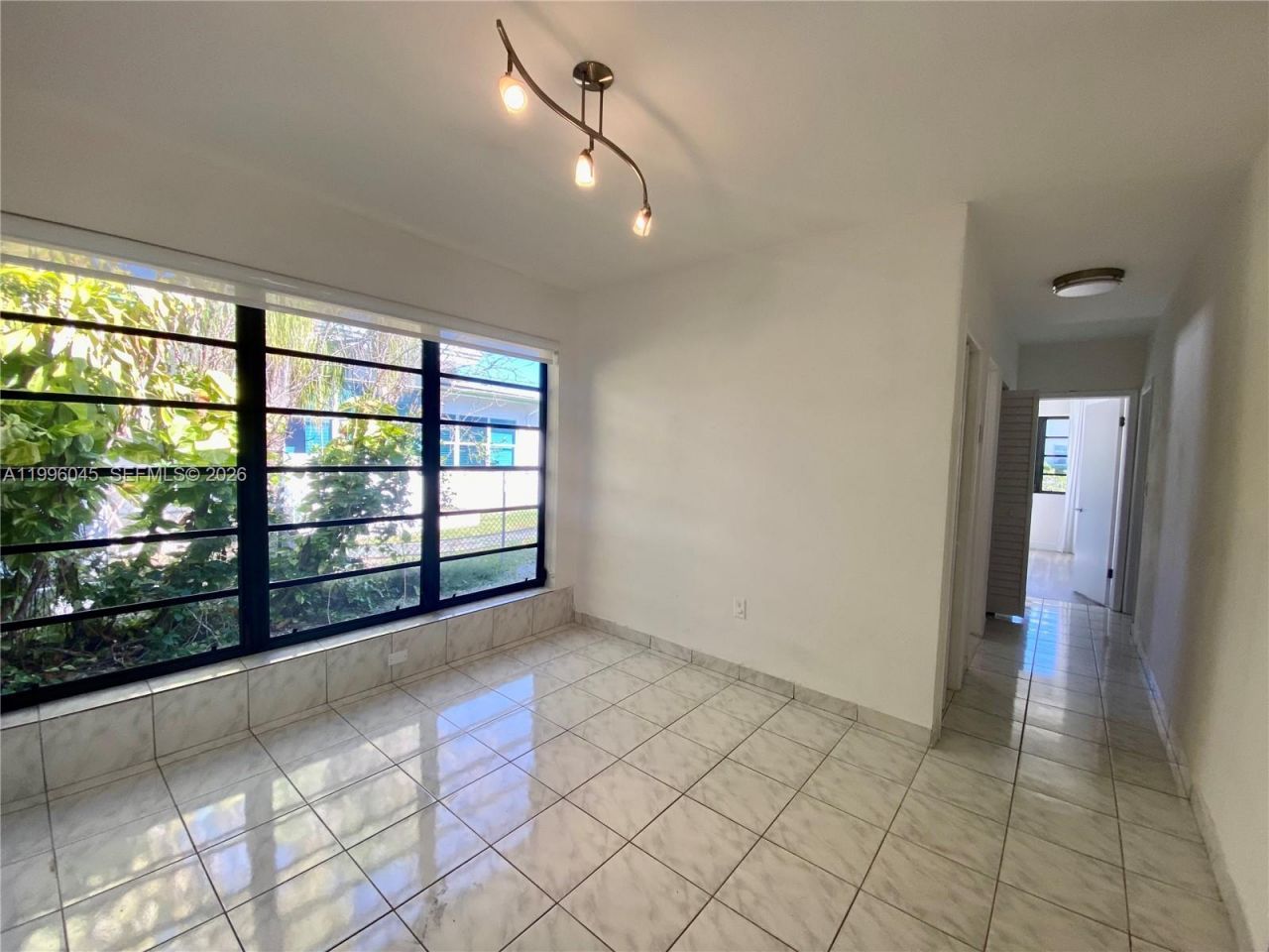 1101 Bay Dr, Miami Beach, FL 33141 Photo