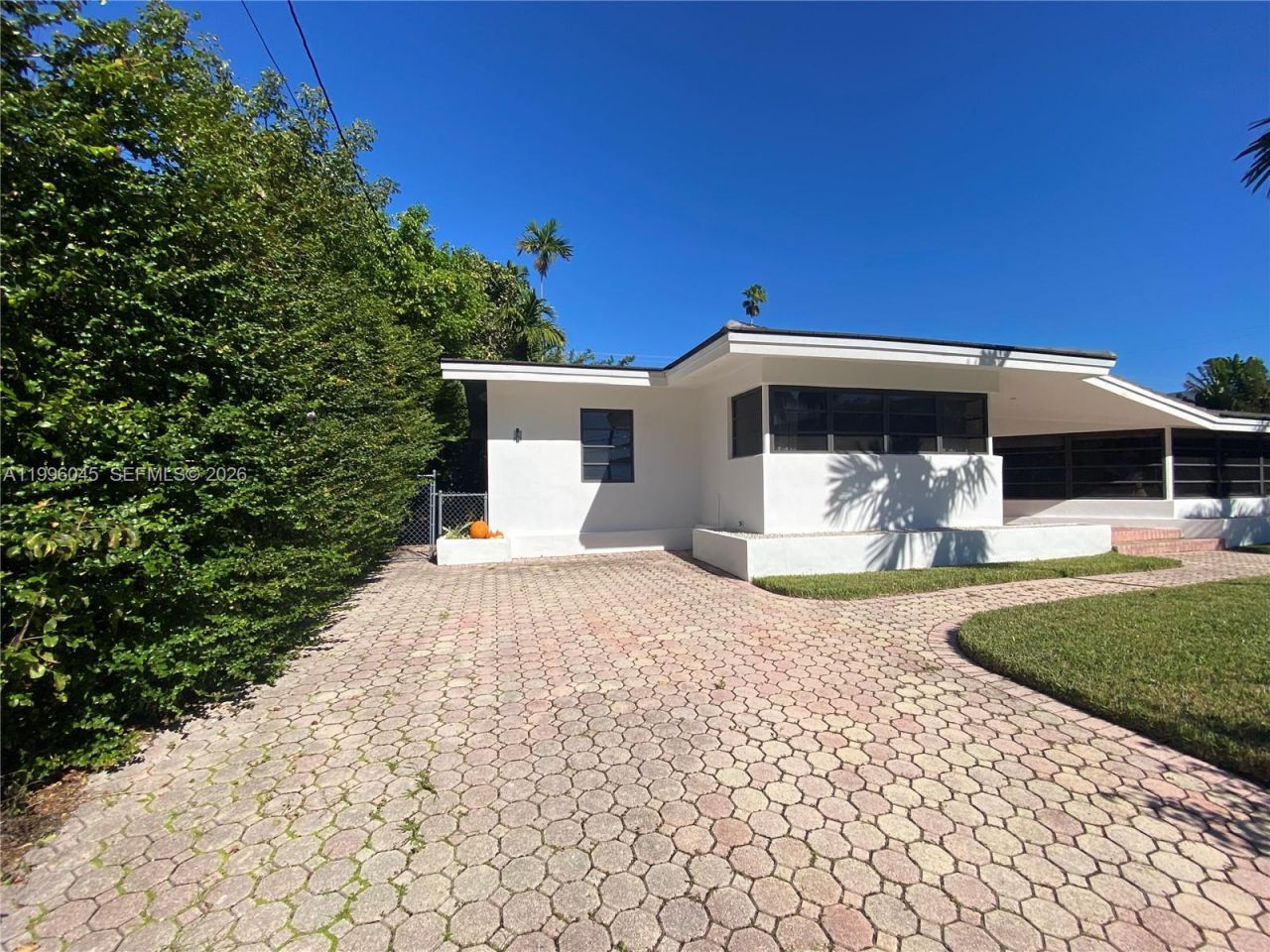 1101 Bay Dr, Miami Beach, FL 33141 Photo