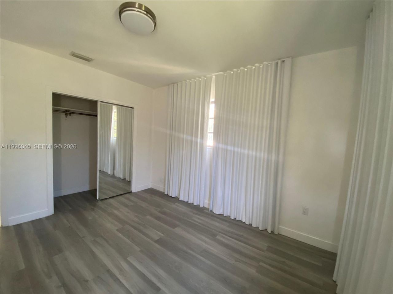 1101 Bay Dr, Miami Beach, FL 33141 Photo