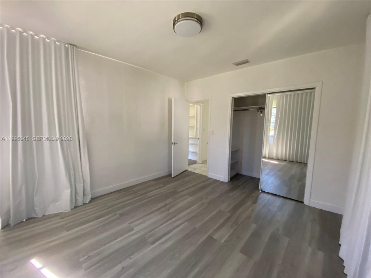 1101 Bay Dr, Miami Beach, FL 33141 Photo