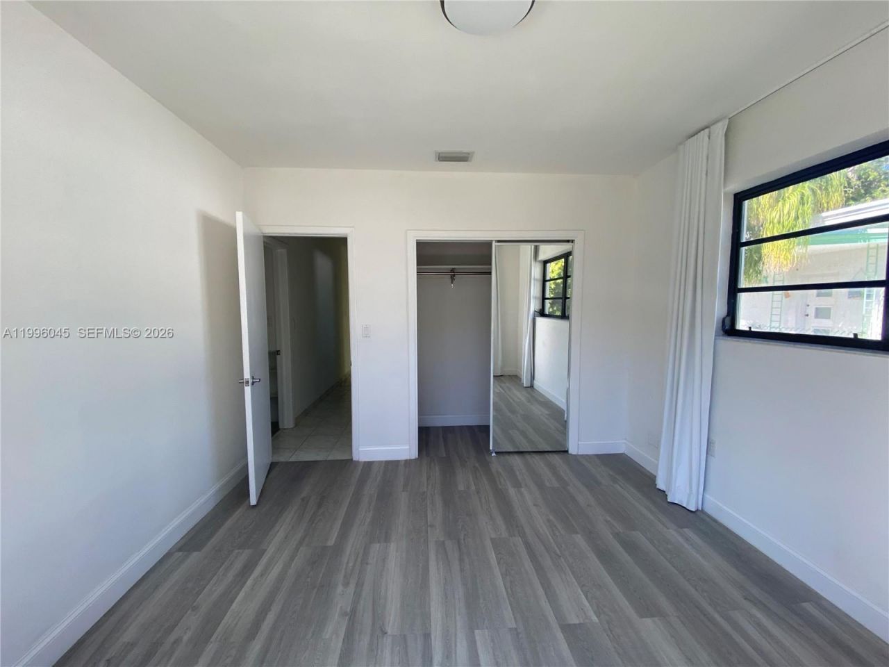 1101 Bay Dr, Miami Beach, FL 33141 Photo