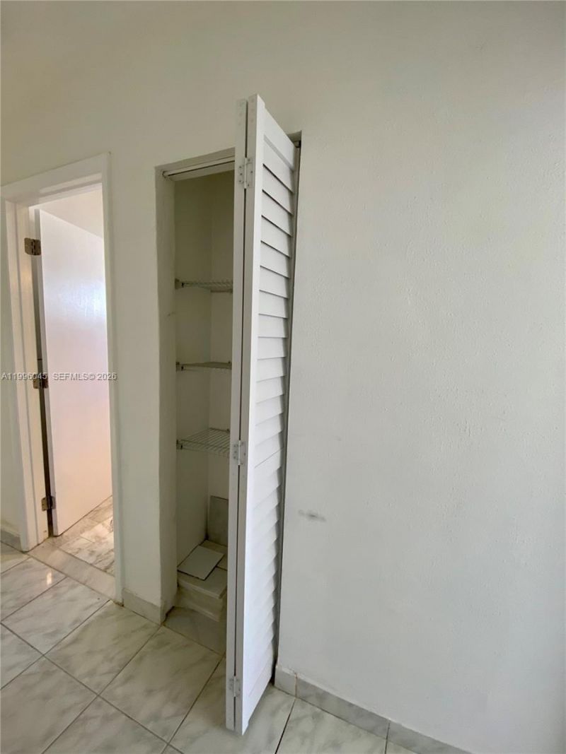 1101 Bay Dr, Miami Beach, FL 33141 Photo