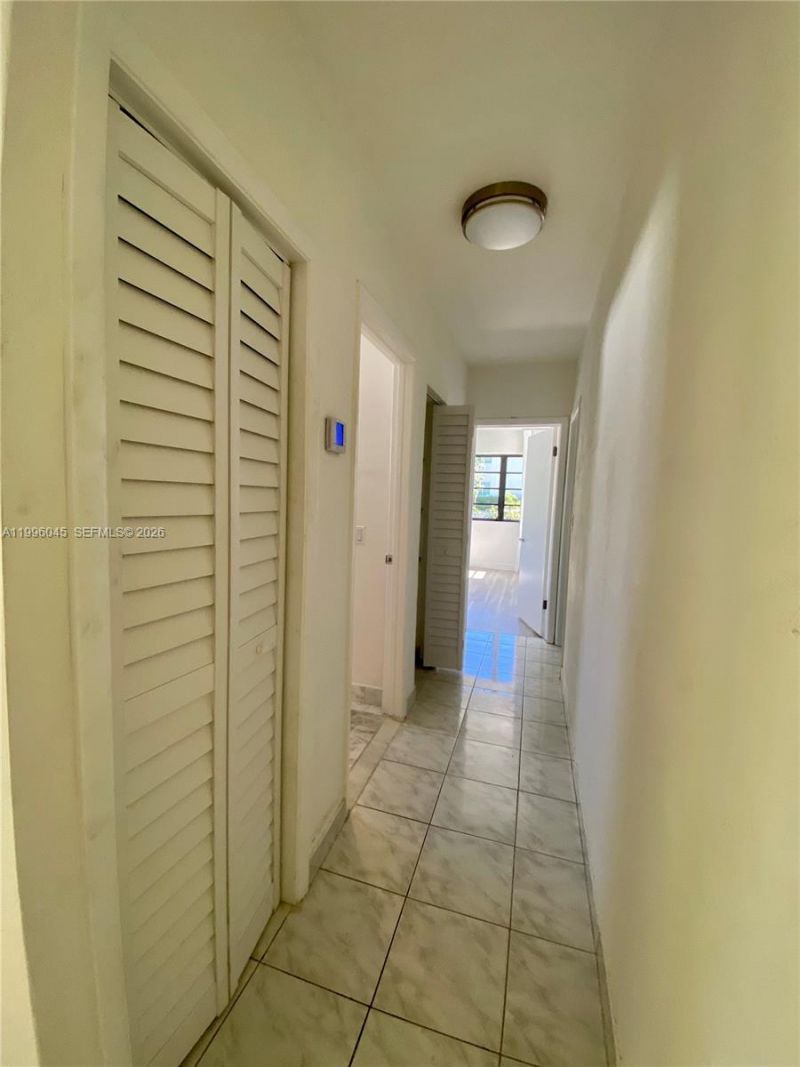 1101 Bay Dr, Miami Beach, FL 33141 Photo