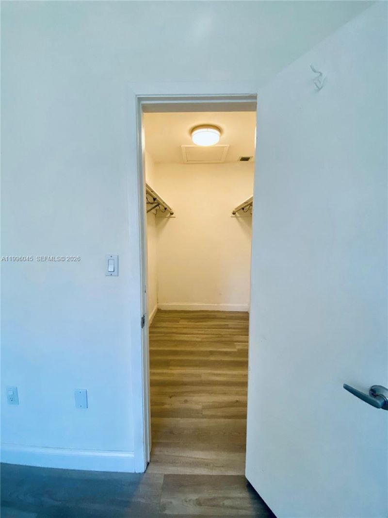 1101 Bay Dr, Miami Beach, FL 33141 Photo