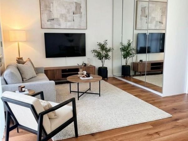 1316 N Hollywood Way, Burbank, CA 91505