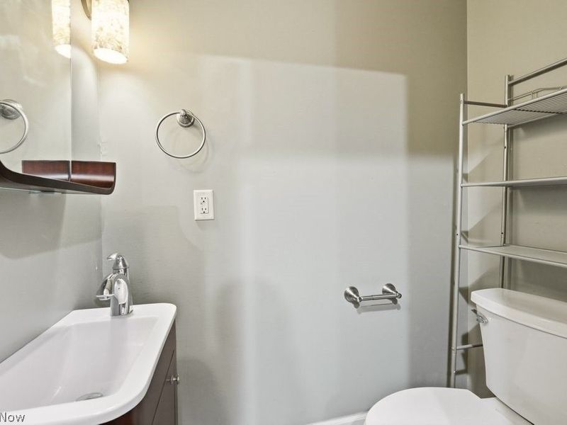 212 Marguerite Avenue , Cuyahoga Falls, OH 44221 Photo 12