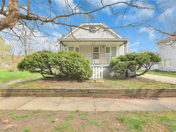 140 S Valley Street, Unit 140, Corning, OH 43730