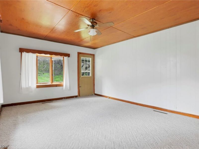 140 S Valley Street, Unit 140, Corning, OH 43730 Photo 25