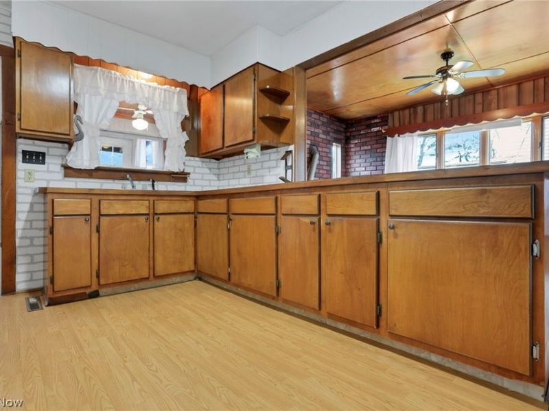 140 S Valley Street, Unit 140, Corning, OH 43730 Photo 27