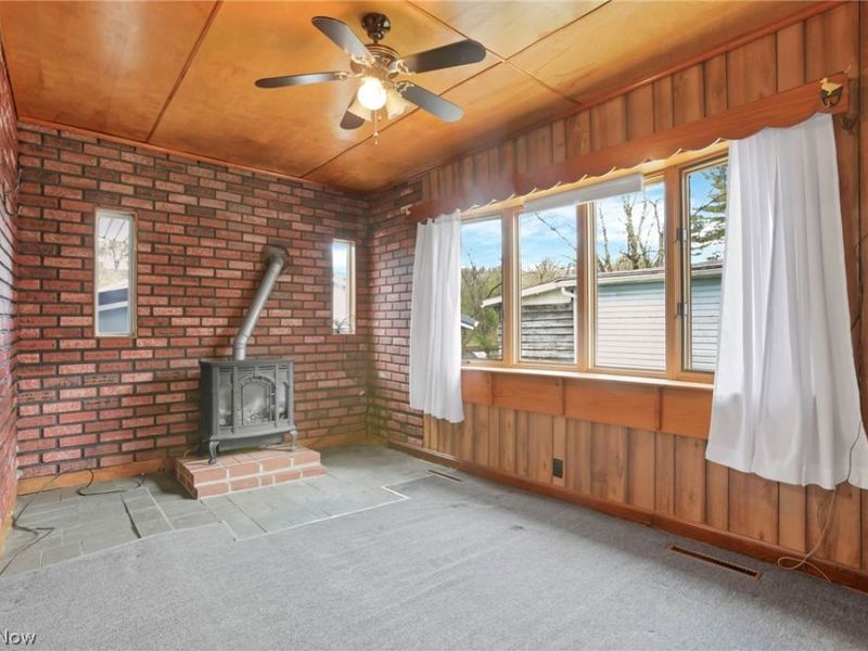 140 S Valley Street, Unit 140, Corning, OH 43730 Photo 30