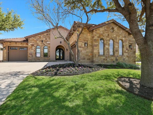 8225 Carranzo DR, Austin, TX 78735