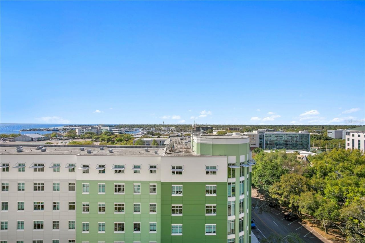 199 Dali Boulevard, Unit 1002, Saint Petersburg, FL 33701 Photo