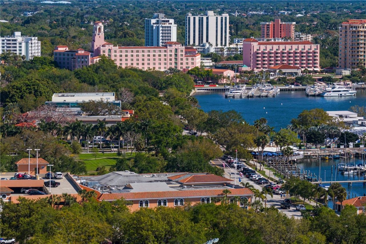 199 Dali Boulevard, Unit 1002, Saint Petersburg, FL 33701 Photo