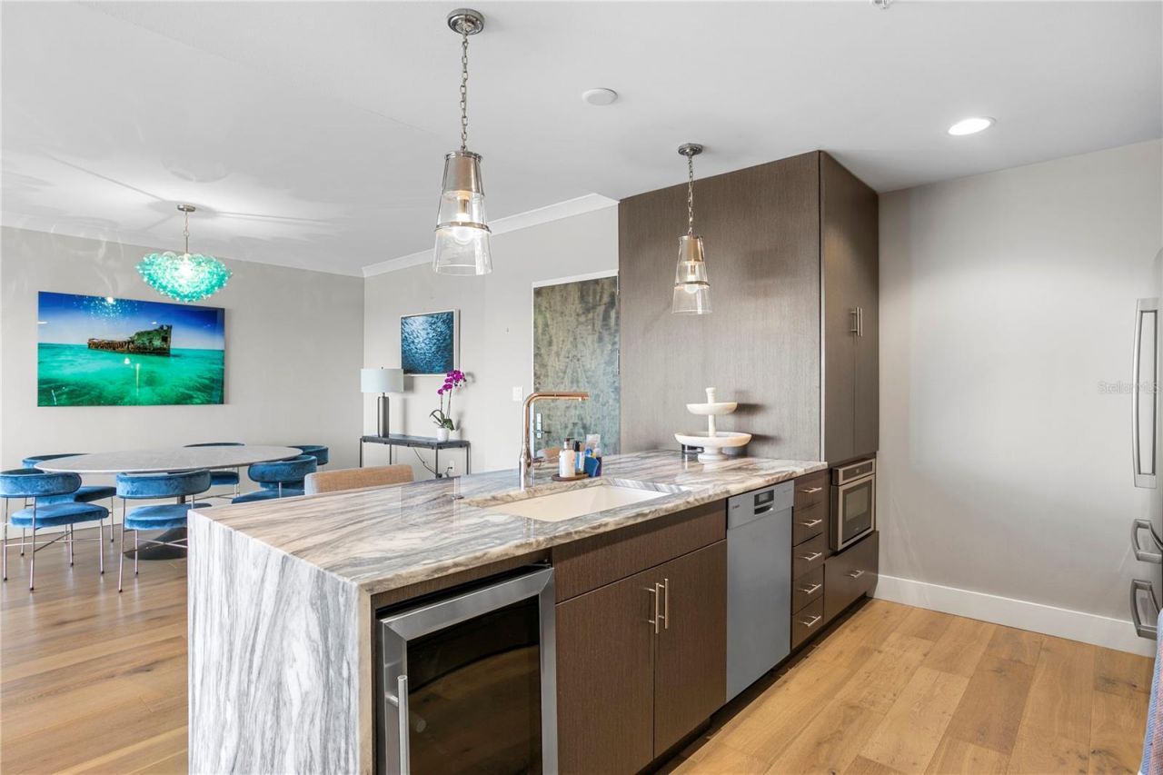 199 Dali Boulevard, Unit 1002, Saint Petersburg, FL 33701 Photo