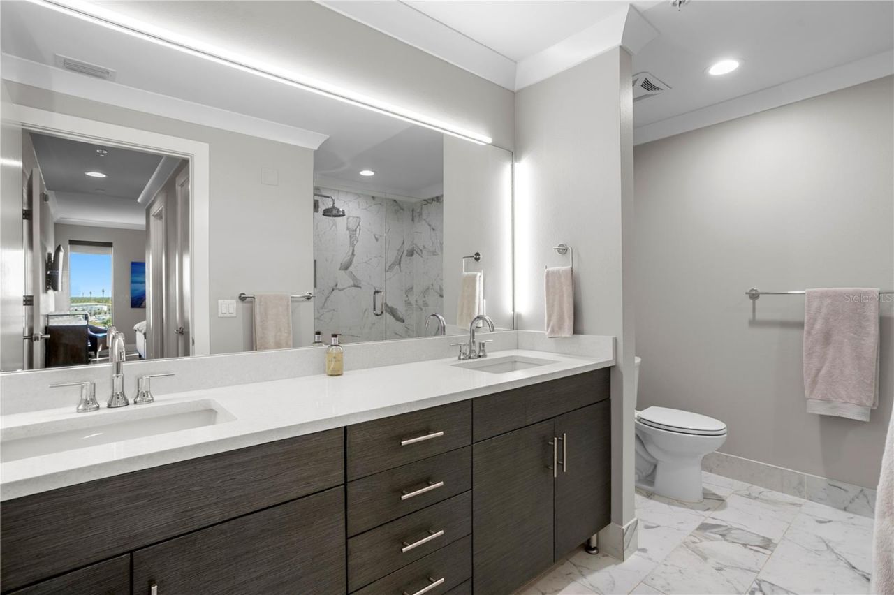199 Dali Boulevard, Unit 1002, Saint Petersburg, FL 33701 Photo