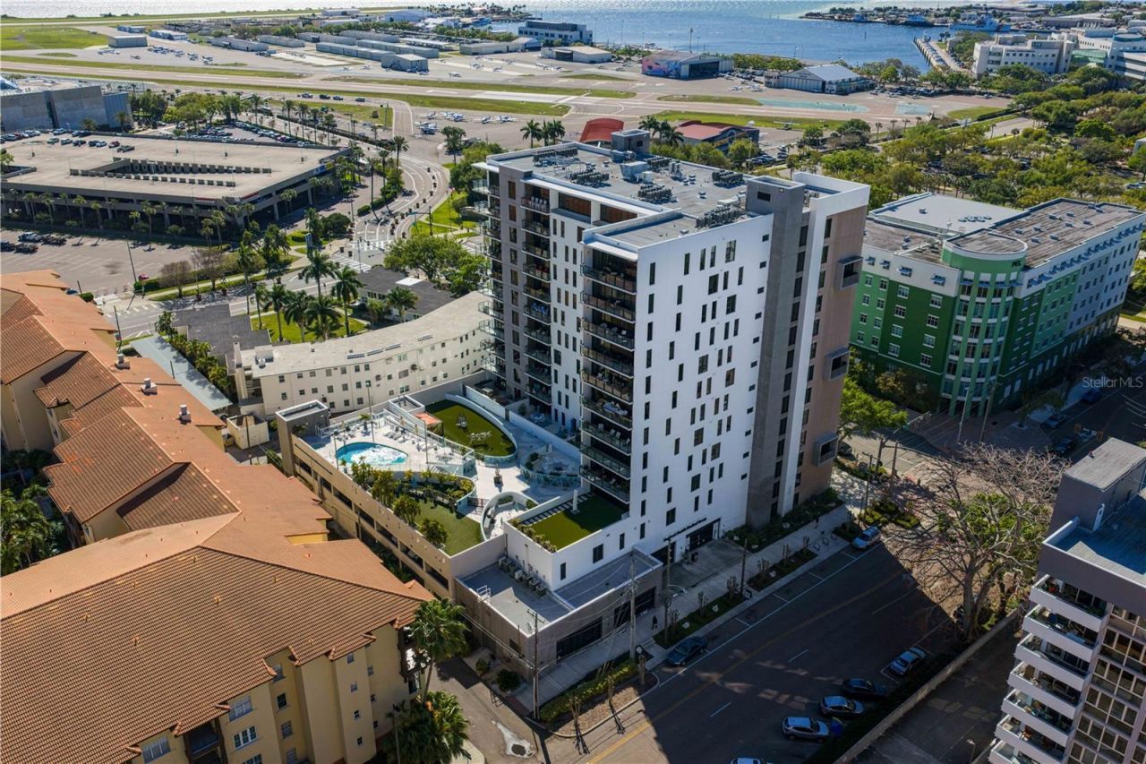 199 Dali Boulevard, Unit 1002, Saint Petersburg, FL 33701 Photo