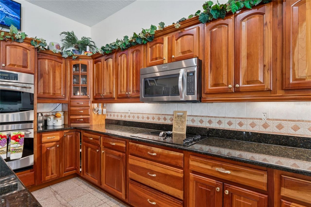 13114 Kildeer Road , Weeki Wachee, FL 34614 Photo