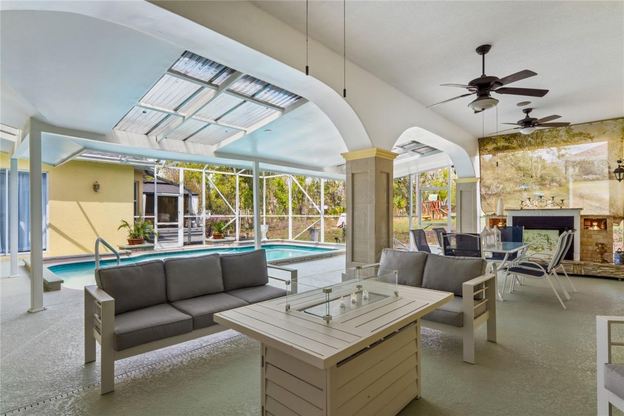 13114 Kildeer Road , Weeki Wachee, FL 34614 Photo