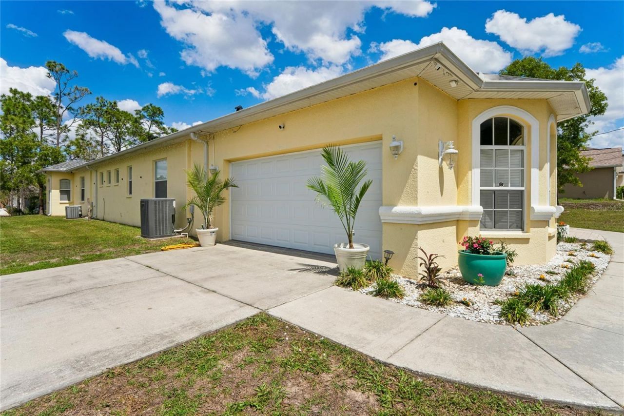 13114 Kildeer Road , Weeki Wachee, FL 34614 Photo