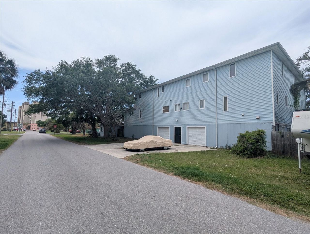 7001 & 7011 Hibiscus Avenue S, South Pasadena, FL 33707 Photo