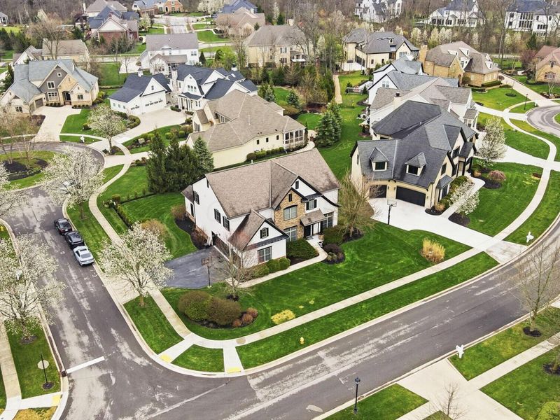 8149 Grant Drive, Dublin, OH 43017 Photo 4