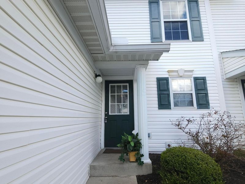 6672 Axtel Drive , Unit 2B, Canal Winchester, OH 43110 Photo 2