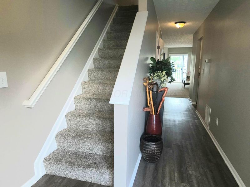 6672 Axtel Drive, Unit 2B, Canal Winchester, OH 43110 Photo 6