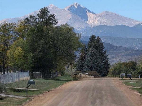 1613 Horseshoe Circle , Longmont, CO 80504