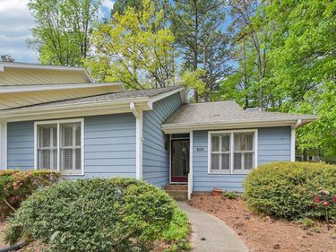 1565 Laureldale Drive, Raleigh, NC 27609