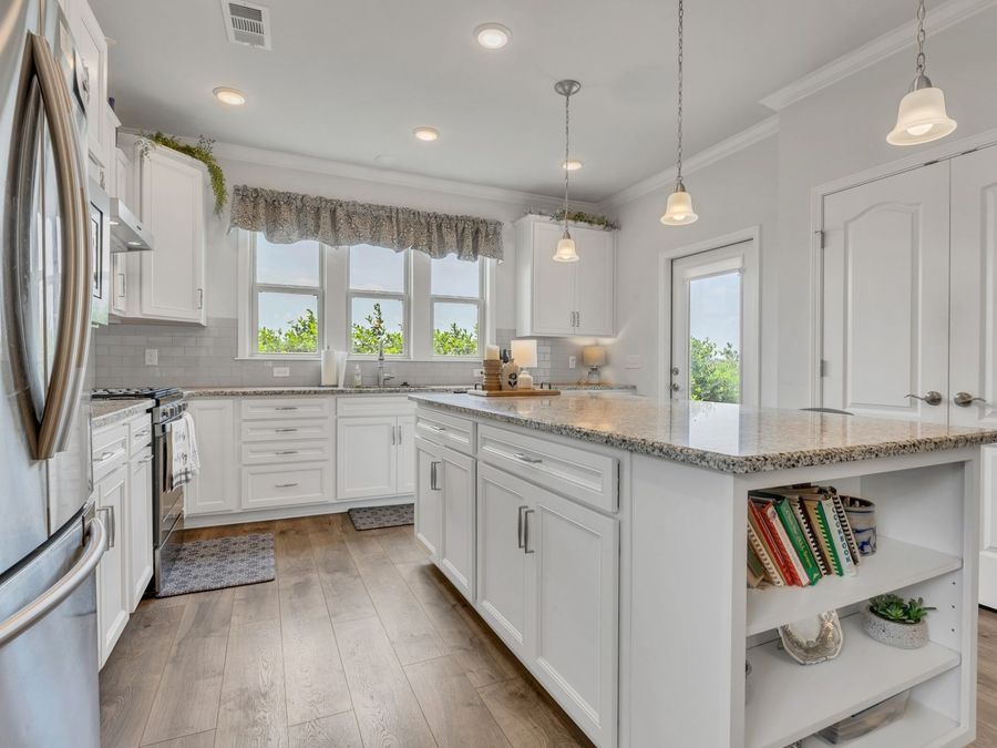 Property Image 16