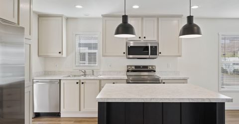 135 Fireman Row, Dayton, NV 89403 Photo