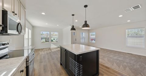 135 Fireman Row, Dayton, NV 89403 Photo