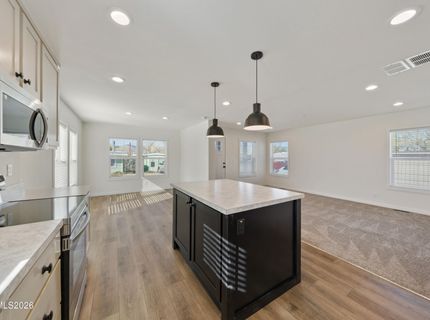 135 Fireman Row, Dayton, NV 89403 Photo