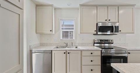 135 Fireman Row, Dayton, NV 89403 Photo