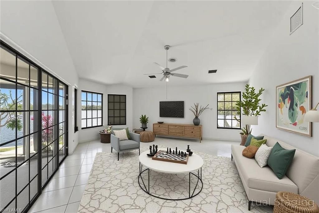 837 SW 2nd Ave, Cape Coral, FL 33991 Photo