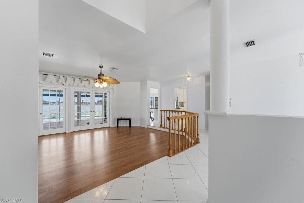 837 SW 2nd Ave, Cape Coral, FL 33991 Photo