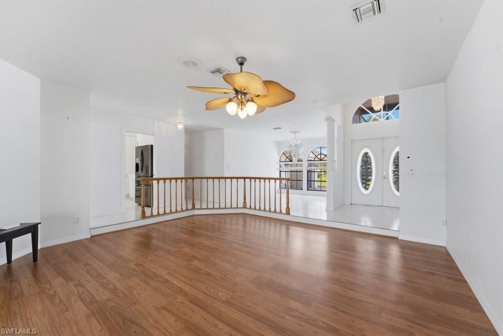 837 SW 2nd Ave, Cape Coral, FL 33991 Photo