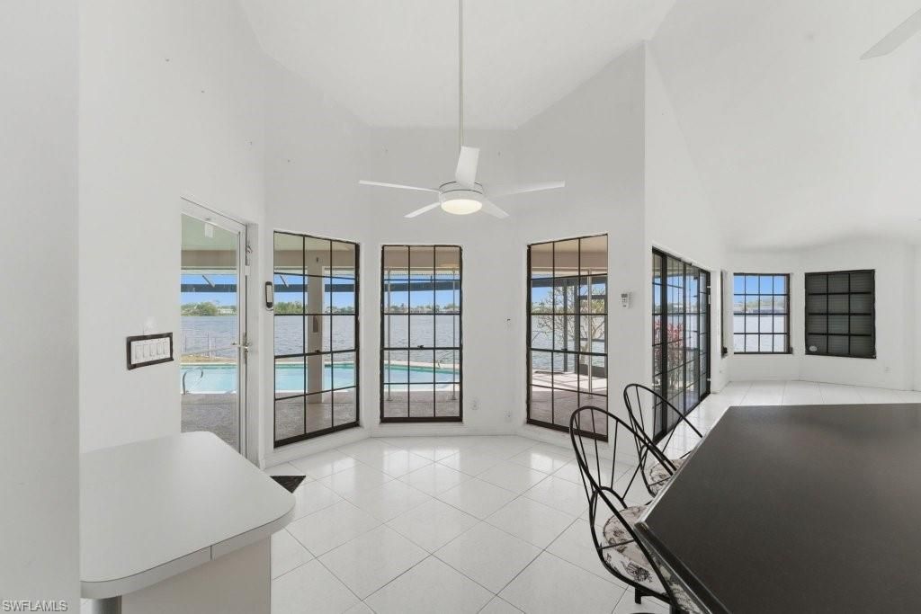 837 SW 2nd Ave, Cape Coral, FL 33991 Photo