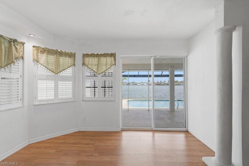 837 SW 2nd Ave, Cape Coral, FL 33991 Photo