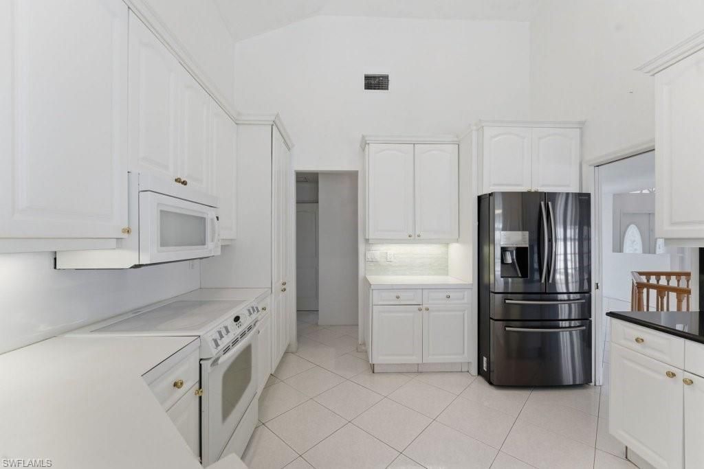 837 SW 2nd Ave, Cape Coral, FL 33991 Photo