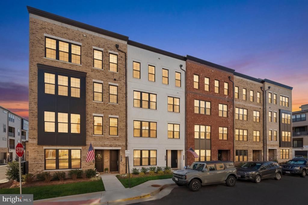 43511 Madison Springs Terrace, Ashburn, VA 20148 Main Photo