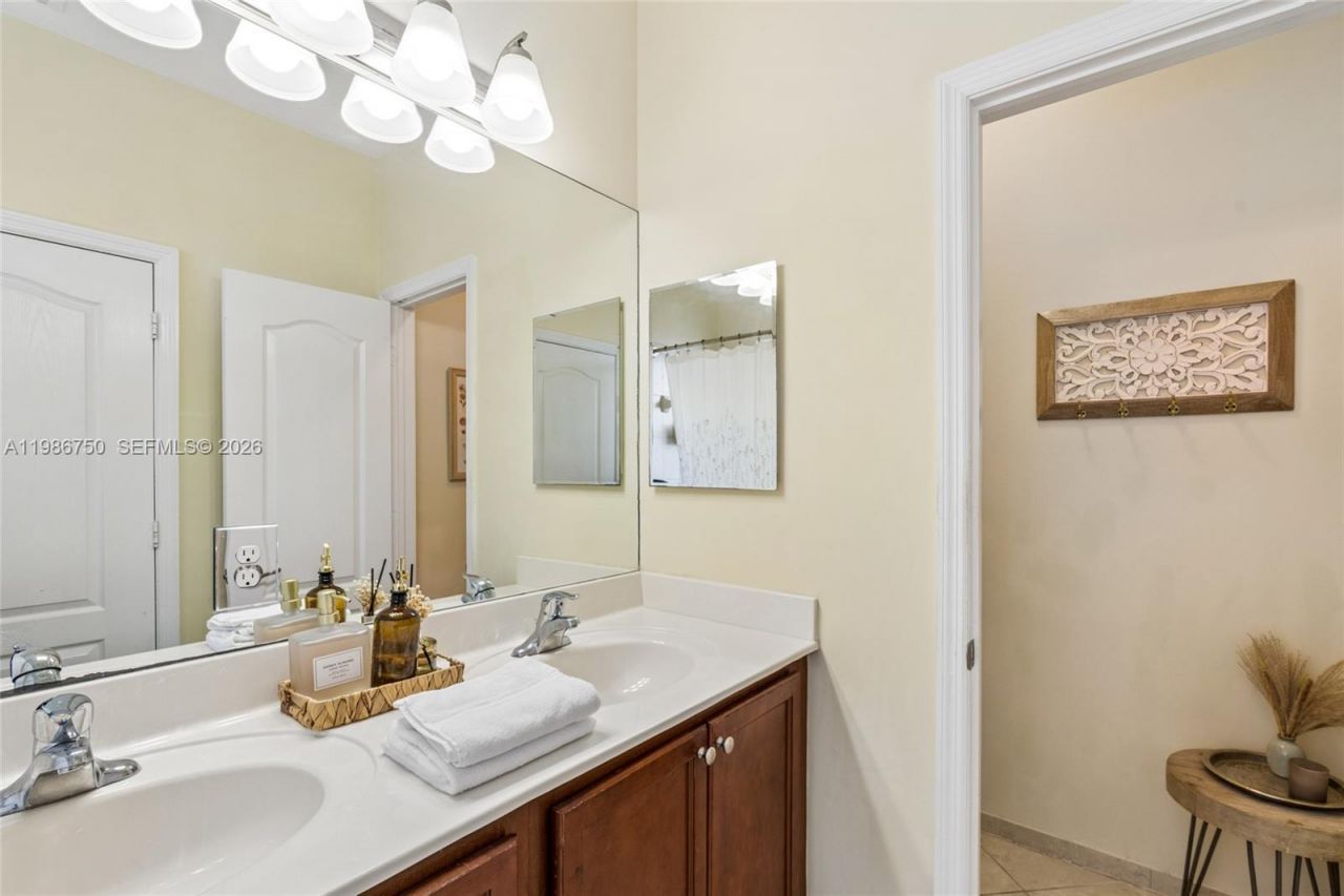 11379 SW 239th St, Homestead, FL 33032 Photo
