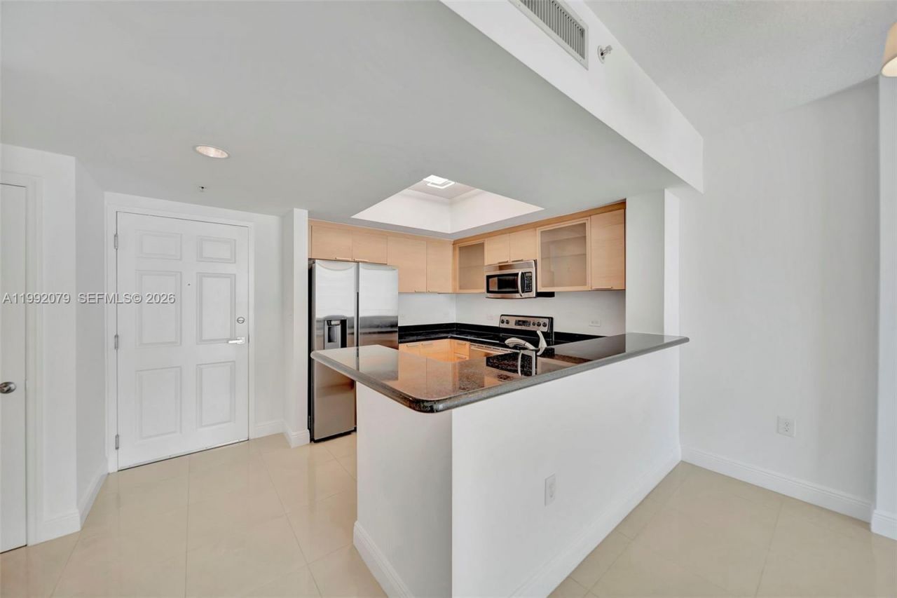 140 S Dixie Hwy , Unit 602, Hollywood, FL 33020 Photo