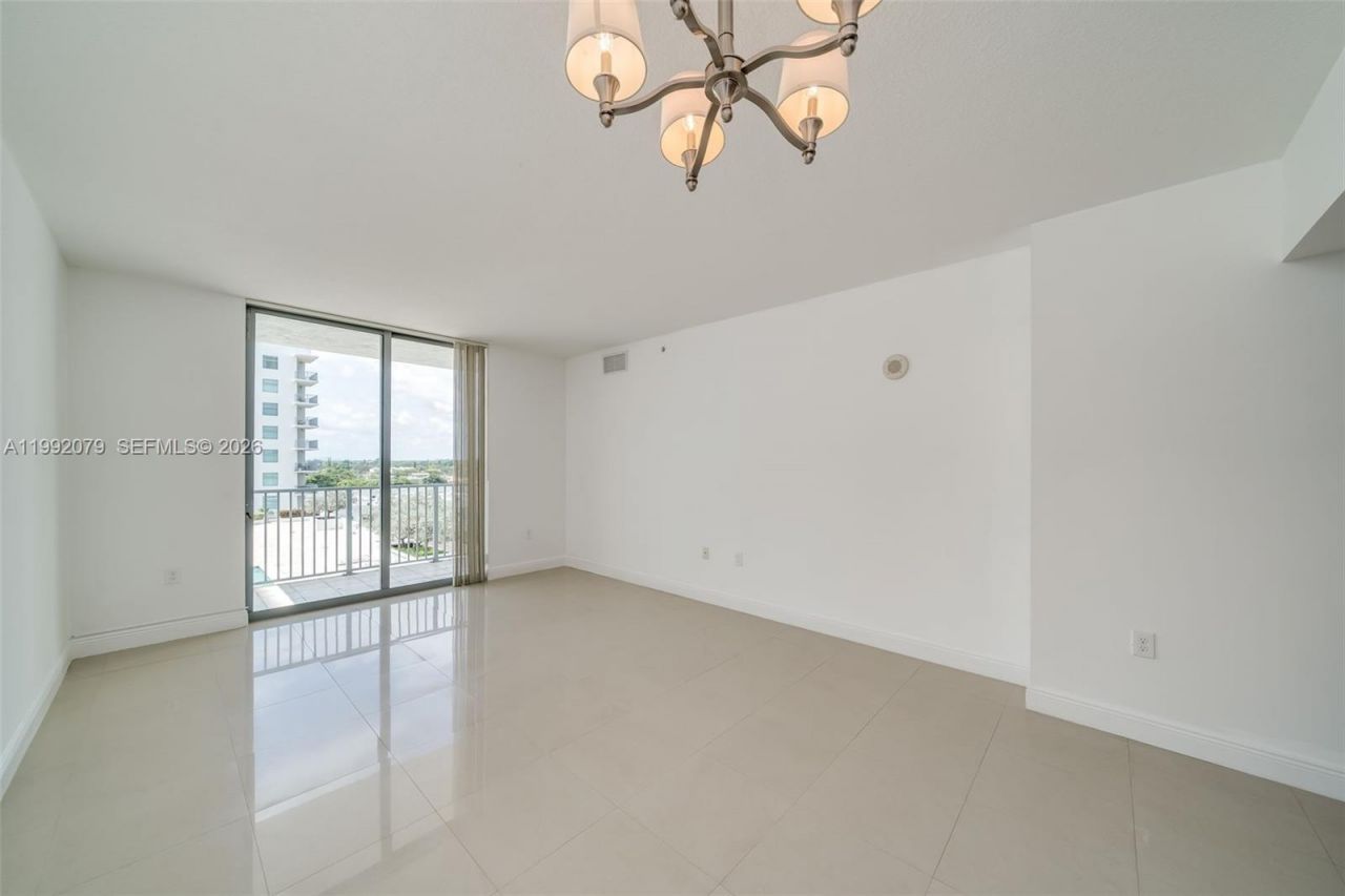 140 S Dixie Hwy , Unit 602, Hollywood, FL 33020 Photo
