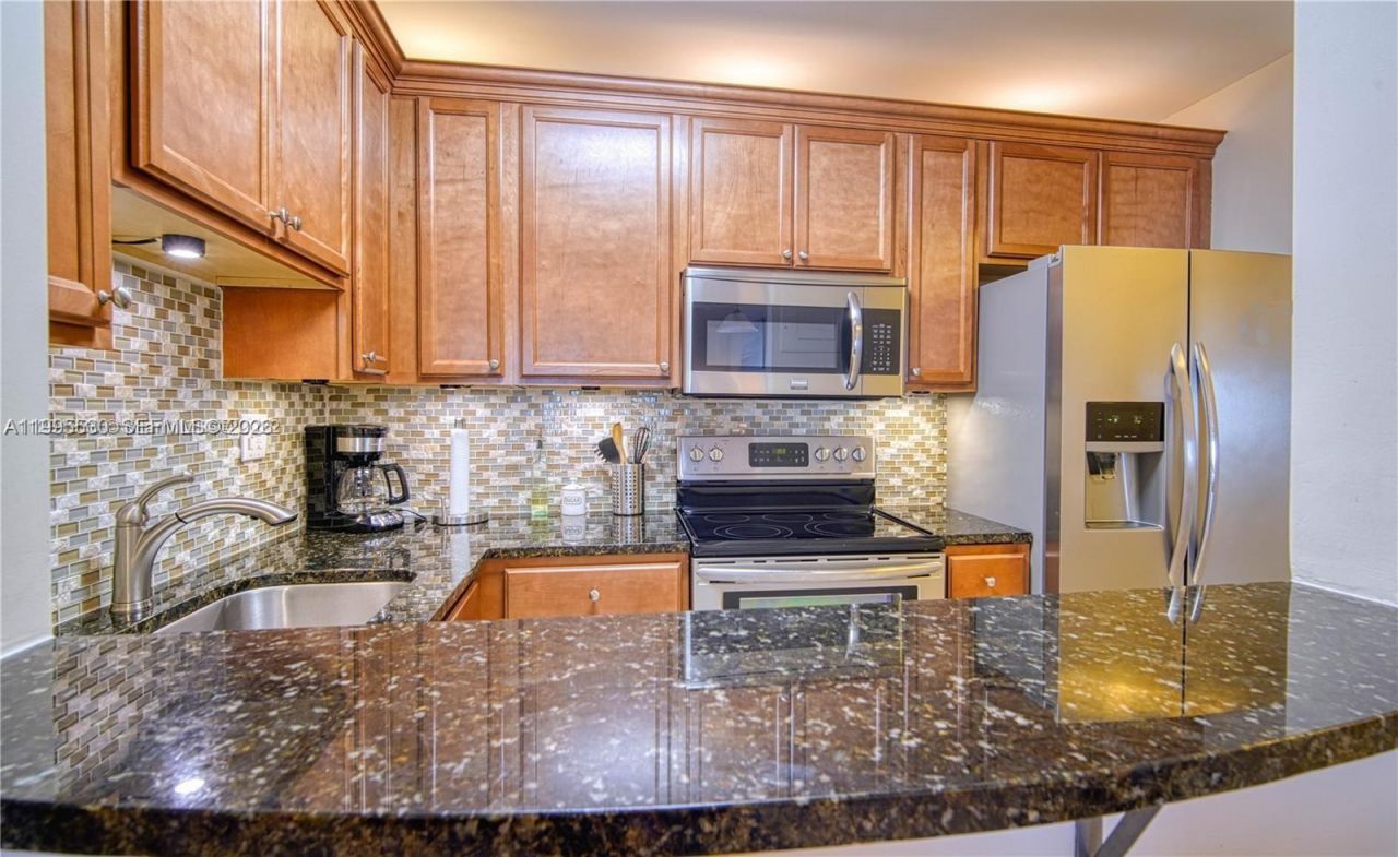 2900 Banyan St, Unit 408, Fort Lauderdale, FL 33316 Photo