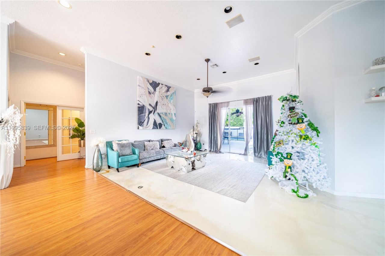 5303 SW 111th Ter, Davie, FL 33328 Photo