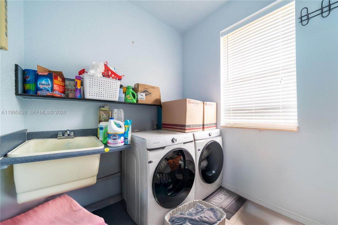 5303 SW 111th Ter, Davie, FL 33328 Photo